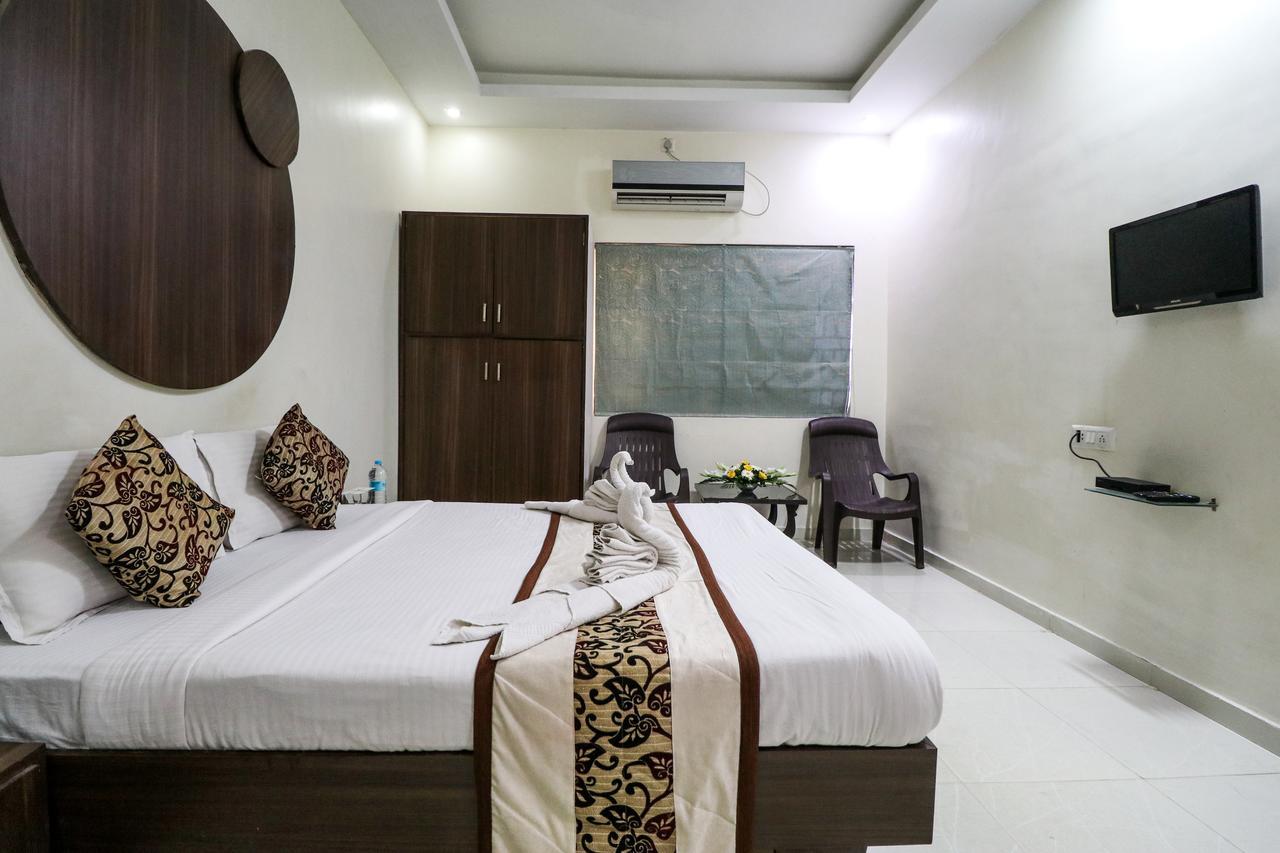 Whistling Meadows Ahmedabad Exterior foto